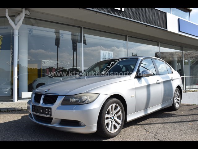 BMW 320i Limousine Standheizung 