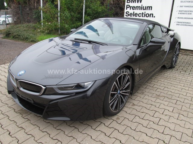 BMW i8 Roadster 