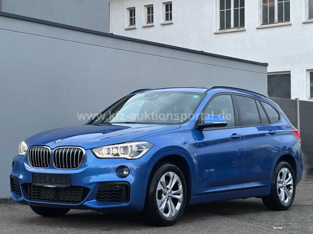 BMW X1 (F48) xDr 25i M Sport kamera Panorama Sitzheizung LED Head-Up