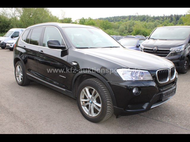 BMW X3 xDrive 20dA F25 AHK Navi Xenon